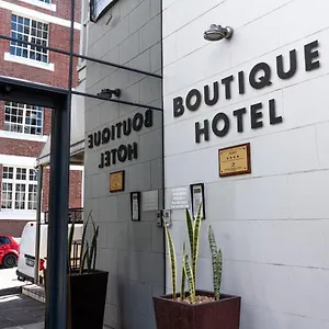 4* Hotel Hippo Boutique